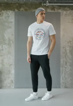 Pier One Unisex - Zapatillas - White -Pier One f3d9f233adc04e029acab68cd548119c scaled