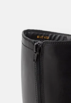 Pier One Leather- Botas De Tacón - Black 11 Pier One Leather- Botas De Tacón - Black -Pier One fa76bf5d5bfb436580fa527b0b4b93cf scaled