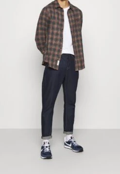 Primera página -Pier One fa7e7427bec64ec1a29e70d2dcd6ace9