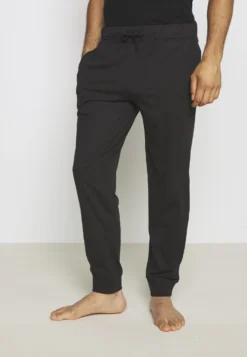 Pier One 2 Pack - Pantalón De Pijama - Black/Khaki -Pier One fe5c2cc23c2e4fb890071d571c59f273 scaled